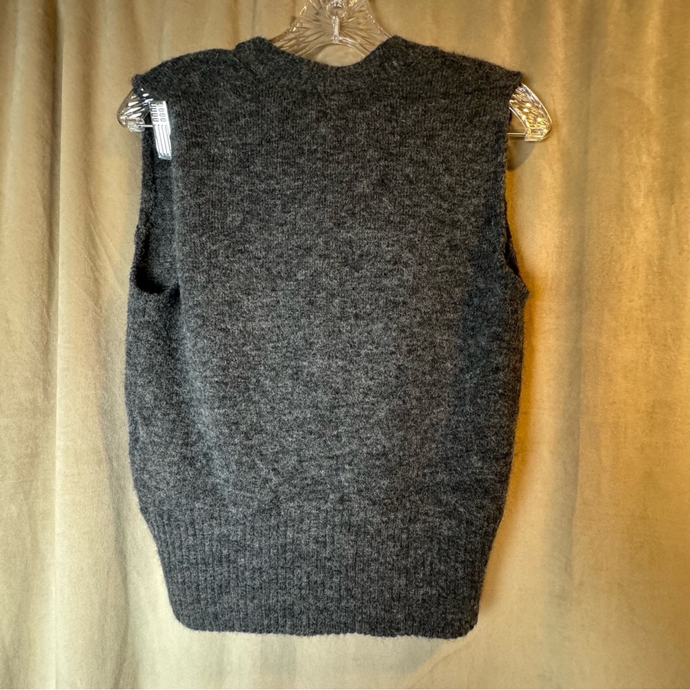 Wilfred Aritzia Charcoal Gray V-Neck Button Vest Sweater Alpaca Wool Preppy XS - Picture 4 of 8